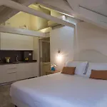 公寓式酒店 奥尔腾西亚公寓 4*