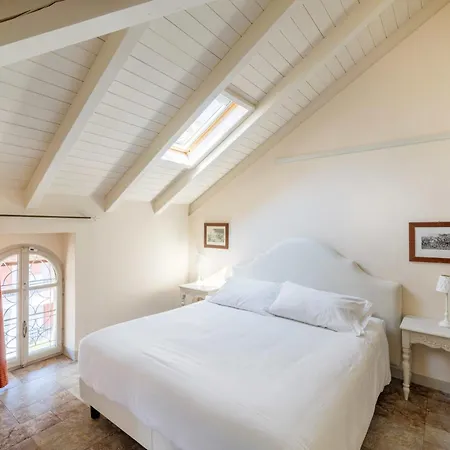 Ortensia Aparthotel 4*