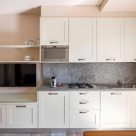 Aparthotel Ortensia 4*