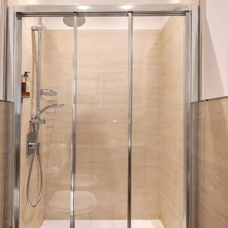 Ξενοδοχείο με διαμερίσματα Ortensia 4*