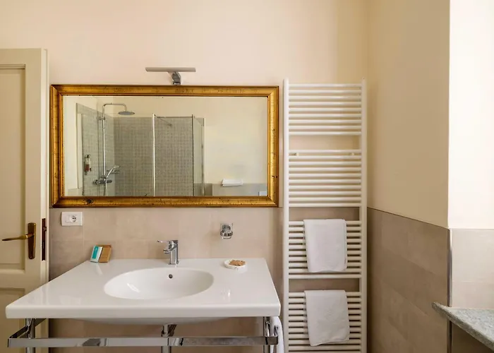 Ortensia 4* באוונו