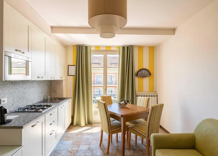 מלון דירות Ortensia 4*